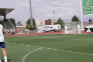 備戰(zhàn)歐國聯(lián)半決賽對陣法國！西班牙隊射門訓(xùn)練，各個角度刁鉆