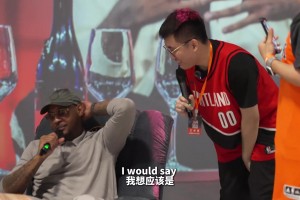 網(wǎng)友提問安東尼生涯最滿意的一場球？安東尼：62分之夜那場