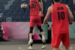 內(nèi)線霸主！籃板交給大王就夠了????