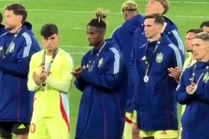 國(guó)外博主怒批亞馬爾：對(duì)勝利者毫無尊重！??