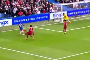 下一站藥廠！寬薩近13次1v1防守合集！身體很不錯??！