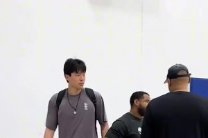16順位去了開拓者！此前孟超探班楊瀚森，在洛杉磯訓練揮汗如雨
