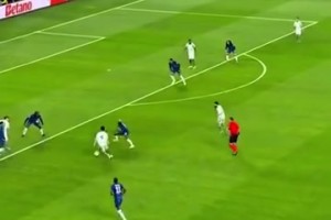 還是有靈性的！馬競中場新引援卡爾多索近15次盤帶合集！