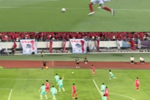 桃花影落飛神劍，帕瓦爾鏡像！蘇超球員打出精彩世界波！