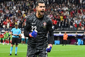 球員集錦：現(xiàn)葡萄牙一門！歐洲杯上三撲點(diǎn)球的男人