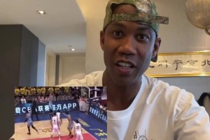 瀚森說(shuō)NBA更文明？馬布里笑談：確實(shí)！沒(méi)有杜鋒那種絆你的教練