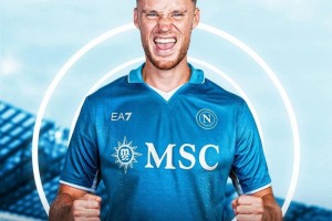 HWG！那不勒斯再補強簽下26歲荷蘭中衛(wèi)別克馬！來欣賞集錦吧~