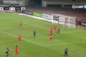 打破僵局！成宮唯停球緊接右腳低射破門，日本女足1-0韓國(guó)女足