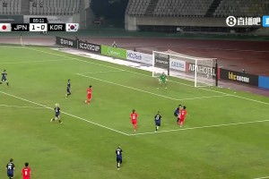 頑強(qiáng)扳平！文恩珠倒三角助攻，鄭多彬中路包抄破門