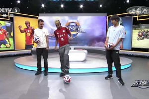 好尷尬呀??！亞馬爾節(jié)目中秀花式繞球失敗，旁邊球迷成功