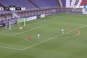 奶奶球啊??！韓國女足空門不進(jìn)，錯失得分機(jī)會