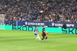 亞馬爾走廊！近距離感受亞馬爾的無(wú)解兜射！