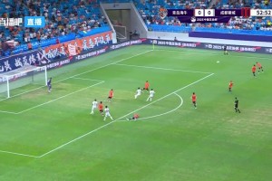 德?tīng)柤佣鄲阂庵鈸羧炯t，雙方皆10人應(yīng)戰(zhàn)??