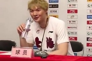 情商高！王哲林此前談被喊“王奶奶”：大家因?yàn)闊釔刍@球才這樣