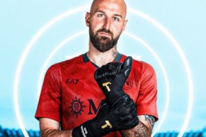 HWG！那不勒斯簽下2.02米門(mén)將巨獸，一起欣賞瓦尼亞個(gè)人集錦??