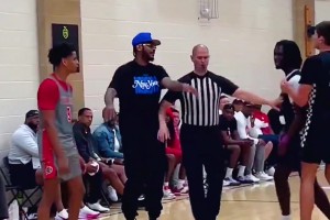 當(dāng)我面打我兒子？安東尼兒子打球和對(duì)手沖突 瓜哥馬上站出來(lái)化解