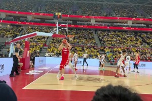 一個(gè)回合好多細(xì)節(jié)，中國男籃要提升的還有好多