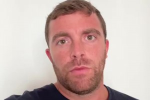 誰(shuí)勝誰(shuí)負(fù)？羅馬諾：紐卡和曼聯(lián)之間正在展開(kāi)一場(chǎng)塞斯科爭(zhēng)奪戰(zhàn)??