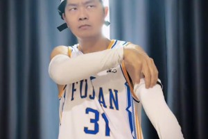 字正腔圓！模仿帝陳海泳再次復(fù)刻王哲林經(jīng)典名場面??