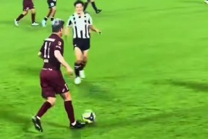 有心無力這個詞具象化了！58歲的三浦知良現(xiàn)在這水平還能踢下去嗎