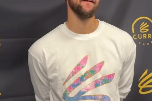 庫里：我們將首次把訓(xùn)練營帶到中國，非常期待中國球迷的反應(yīng)