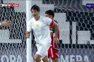 都2025了，曾經(jīng)的足壇第一帥哥44歲的圣克魯斯還在進(jìn)球