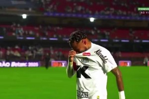 被踢哭了??桑托斯0-6慘敗對手，內(nèi)馬爾賽后痛哭著離開球場