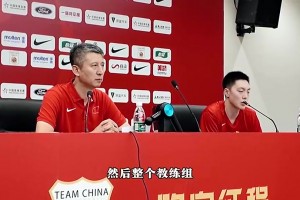 胡明軒此前也當(dāng)過男籃隊(duì)長，今天神勇表現(xiàn)險些拯救中國男籃！