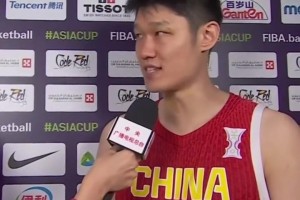 胡金秋：我也給俊杰說(shuō)“這是你第一屆 希望更多奇跡由你們創(chuàng)造”