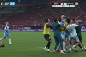 制勝一撲！王國明撲出萊切特第五罰，淘汰蓉城首進決賽