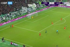 這狀態(tài)被摁在替補(bǔ)席??！張玉寧邊路生吃對手強(qiáng)行抹進(jìn)禁區(qū)打門