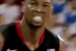 光頭真性感！08年奧運(yùn)會(huì)的韋德，真是誰(shuí)來(lái)都擋不住