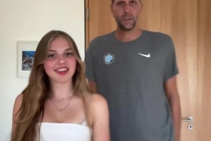 身材這么頂嗎??獨(dú)行俠名宿司機(jī)與侄女跳舞，后者因顏值瞬間走紅