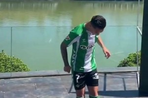 每當巴薩出一個超級新星，曼聯(lián)都會為西甲送來一個7號??