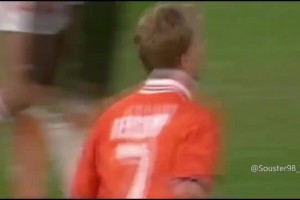 就像藝術(shù)品一樣讓人窒息！博格坎普92年歐洲杯個人集錦！