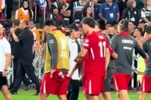 0-6慘敗西班牙，居勒爾賽后十分失落