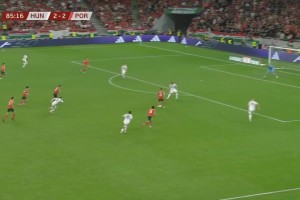 頭球梅開二度！瓦爾加搶點頭球破門，匈牙利扳平葡萄牙