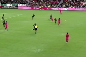 不停球直接爆桿！孫興慜禁區(qū)內(nèi)不等停球直接凌空爆射破門(mén)??