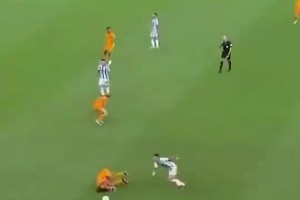 帕雷德斯此前：我世界杯爆射荷蘭替補(bǔ)就是故意的，可惜沒(méi)踢中！