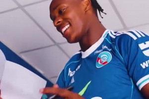 都有光明的未來！當(dāng)白堡球員看到自己青訓(xùn)時(shí)期的照片！