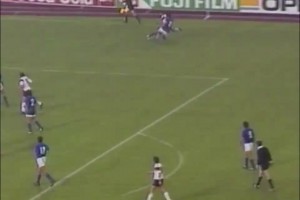 意大利最有氣質(zhì)的男人！馬爾蒂尼精準鏟球合集！