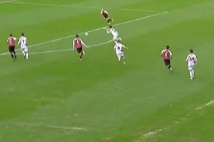 神仙球！名場面：齊耶赫驚天弧線洞穿切爾西球門！