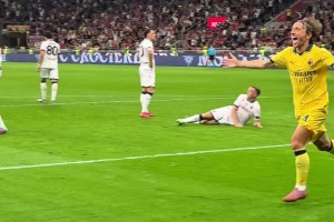 隊內(nèi)氣氛太好了！阿萊格里安慰屢失良機的希門尼斯