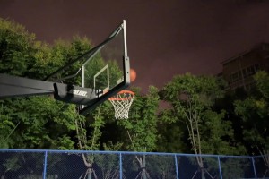 確實(shí)帥！喬治這個(gè)小連招練出來(lái)，找女朋友都快了