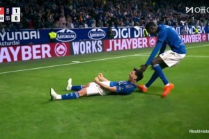 太離譜了！巴薩門將加西亞超巨失誤送禮！雷納吊射攻破巴薩城門！