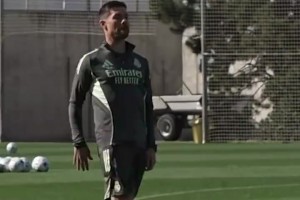 太秀了??！皇馬官方曬哈維-阿隆索訓(xùn)練時磁吸般停球