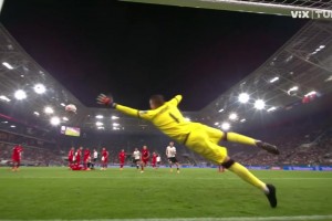 圓月彎刀！勞姆任意球直接破門！德國(guó)1-0領(lǐng)先盧森堡！