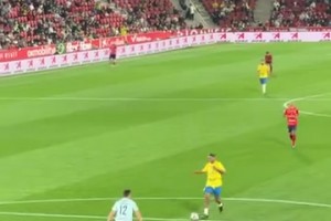 全場(chǎng)歡呼！上田綺世賽后采訪：目標(biāo)是世界杯冠軍，我們正在努力！