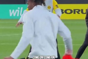 巴薩隊(duì)史最佳7號？曾經(jīng)的比利亞是怎么踢球的？無出其右的射術(shù)！