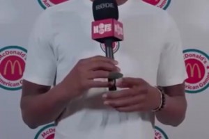 專業(yè)知識(shí)過硬！VJ采訪認(rèn)出了所有的球員，甚至wnba也全都認(rèn)出！